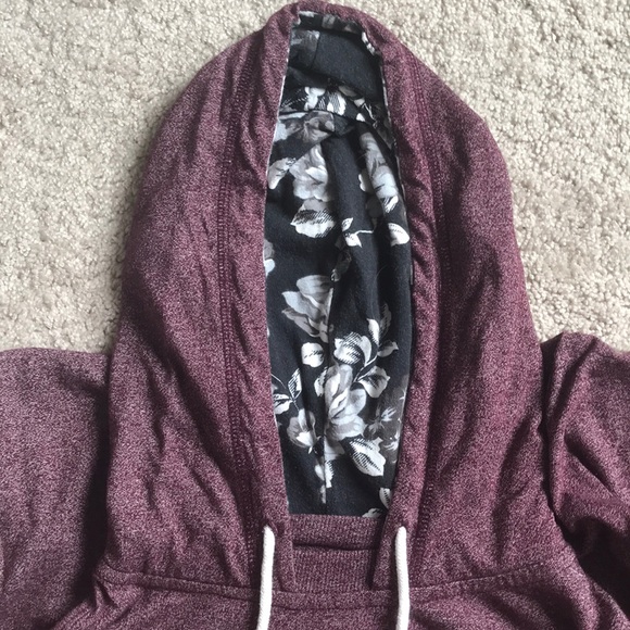 Sweatshirt - Picture 3 of 4